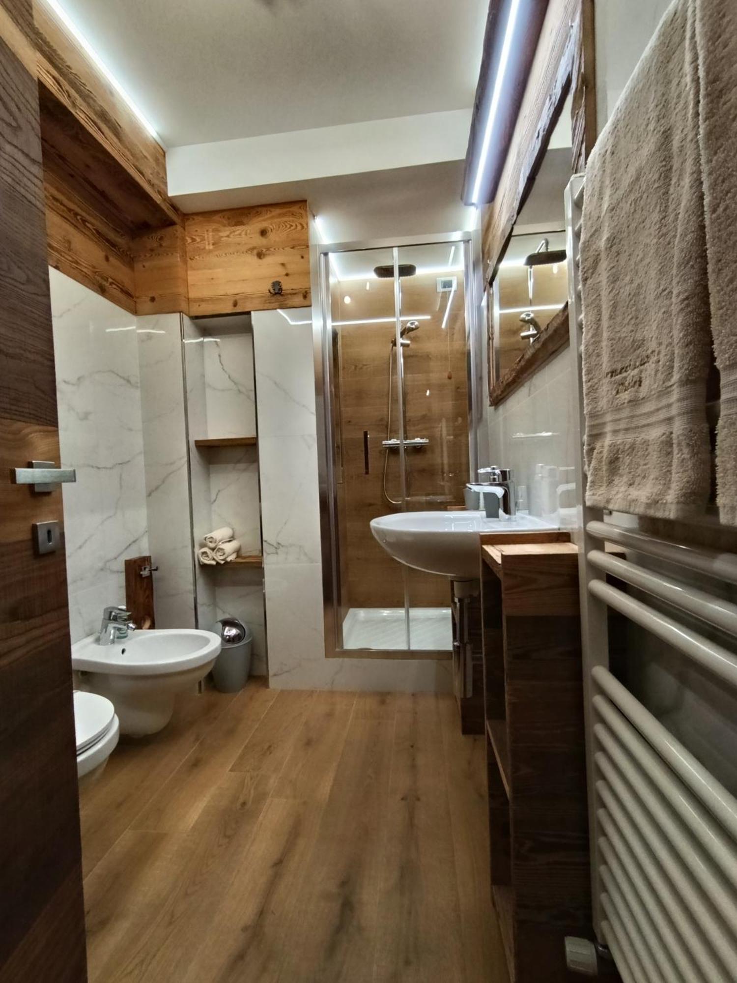 Bertuzzi Luxury Chalet Aprica Exterior foto